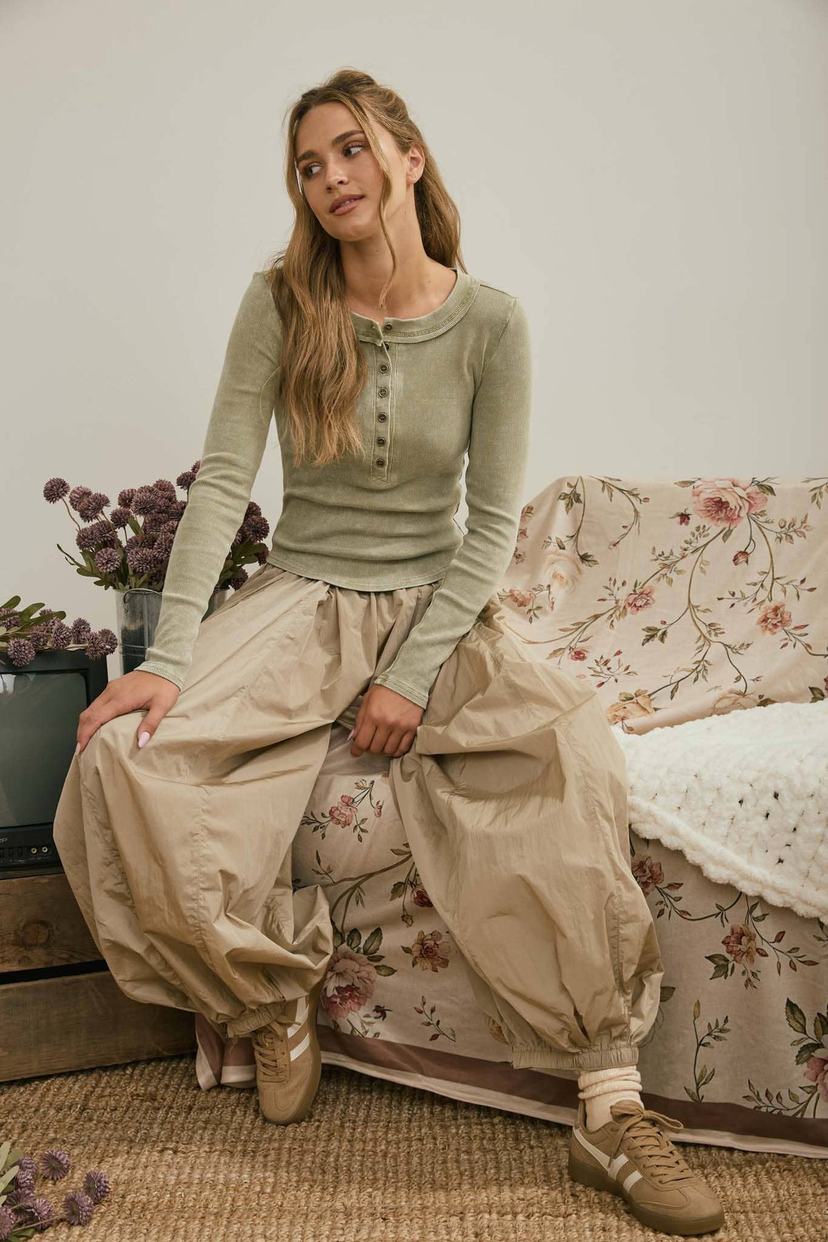 Sally Henley Shirt-LIGHT OLIVE