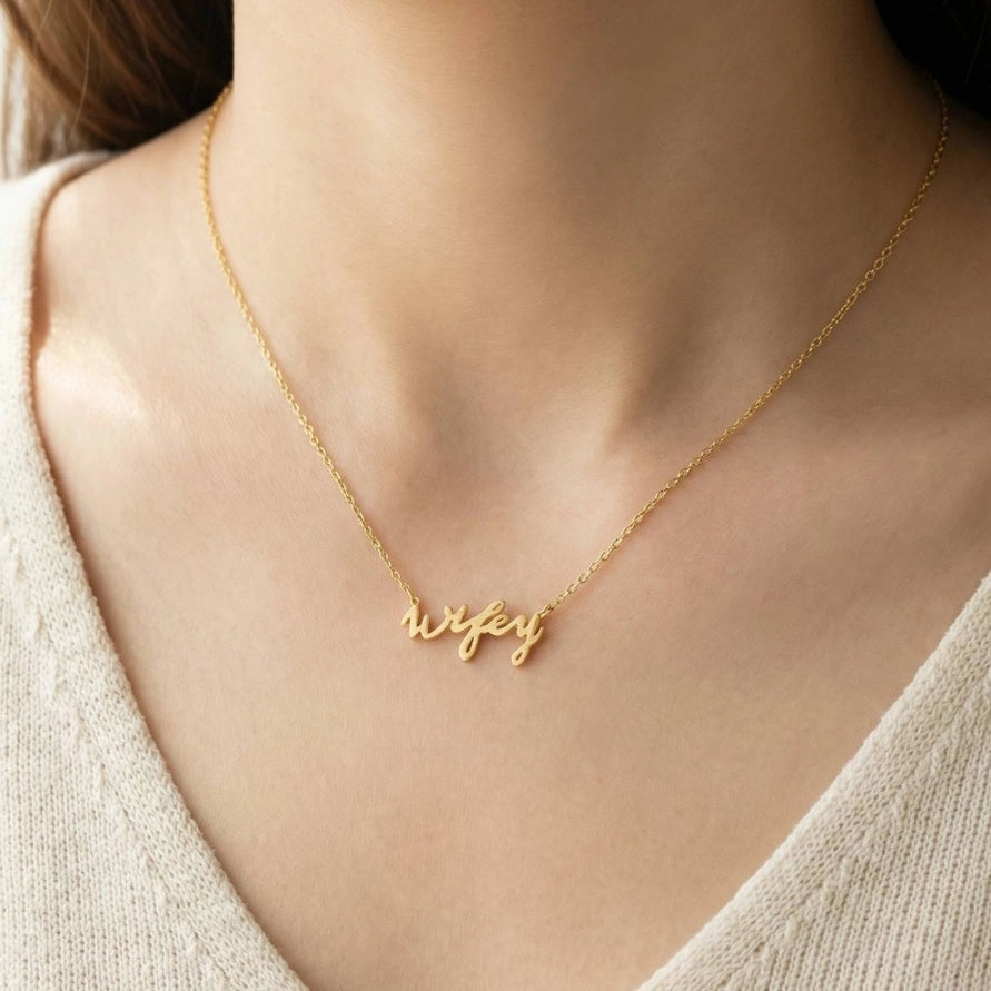 Wifey Pendant Necklace (2 Colors)