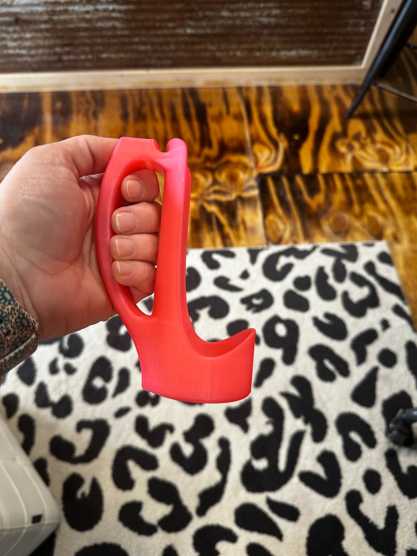 Slim Can Holder