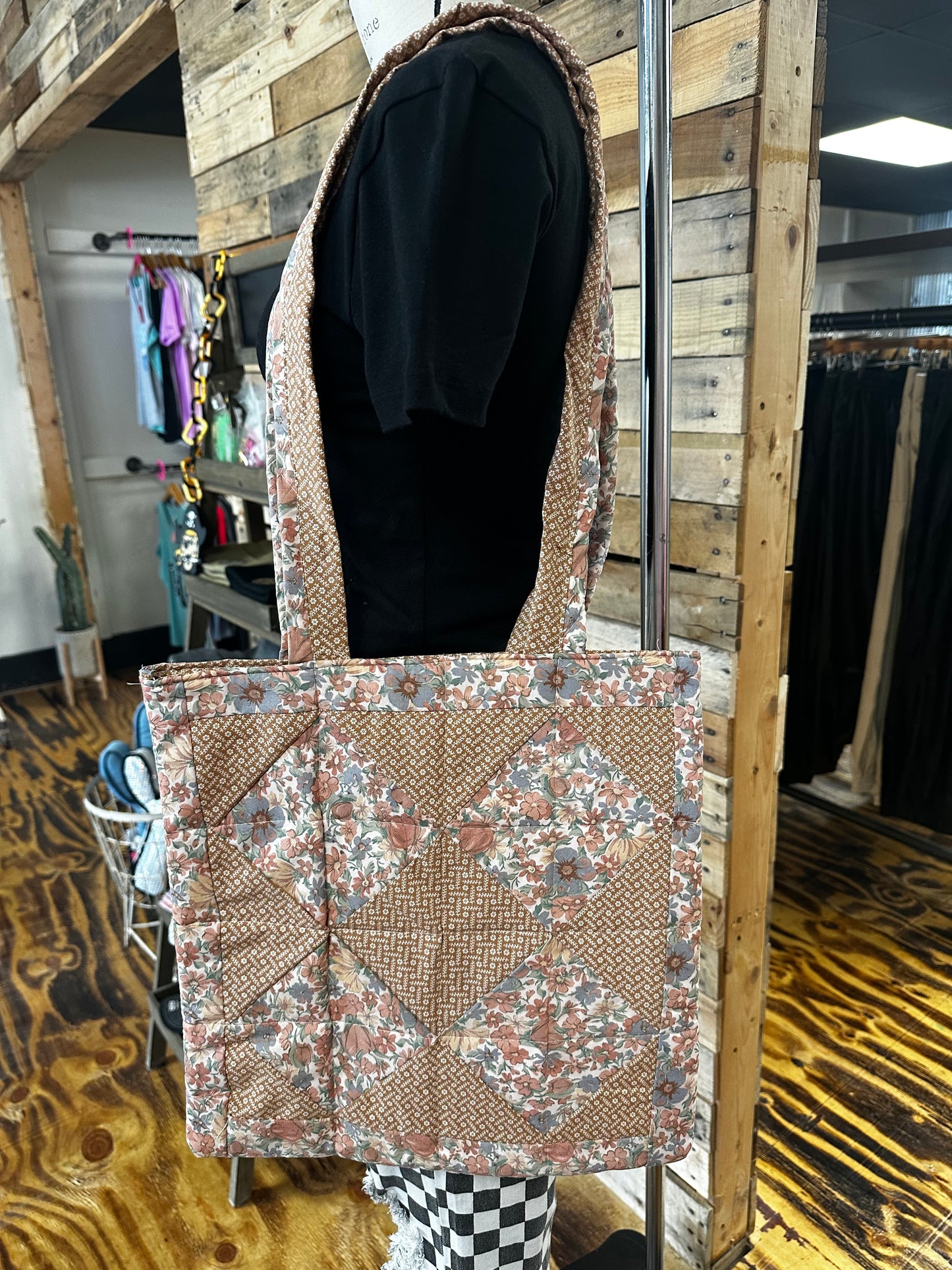 Handmade Neutral Floral Quilted Shoulder Bag