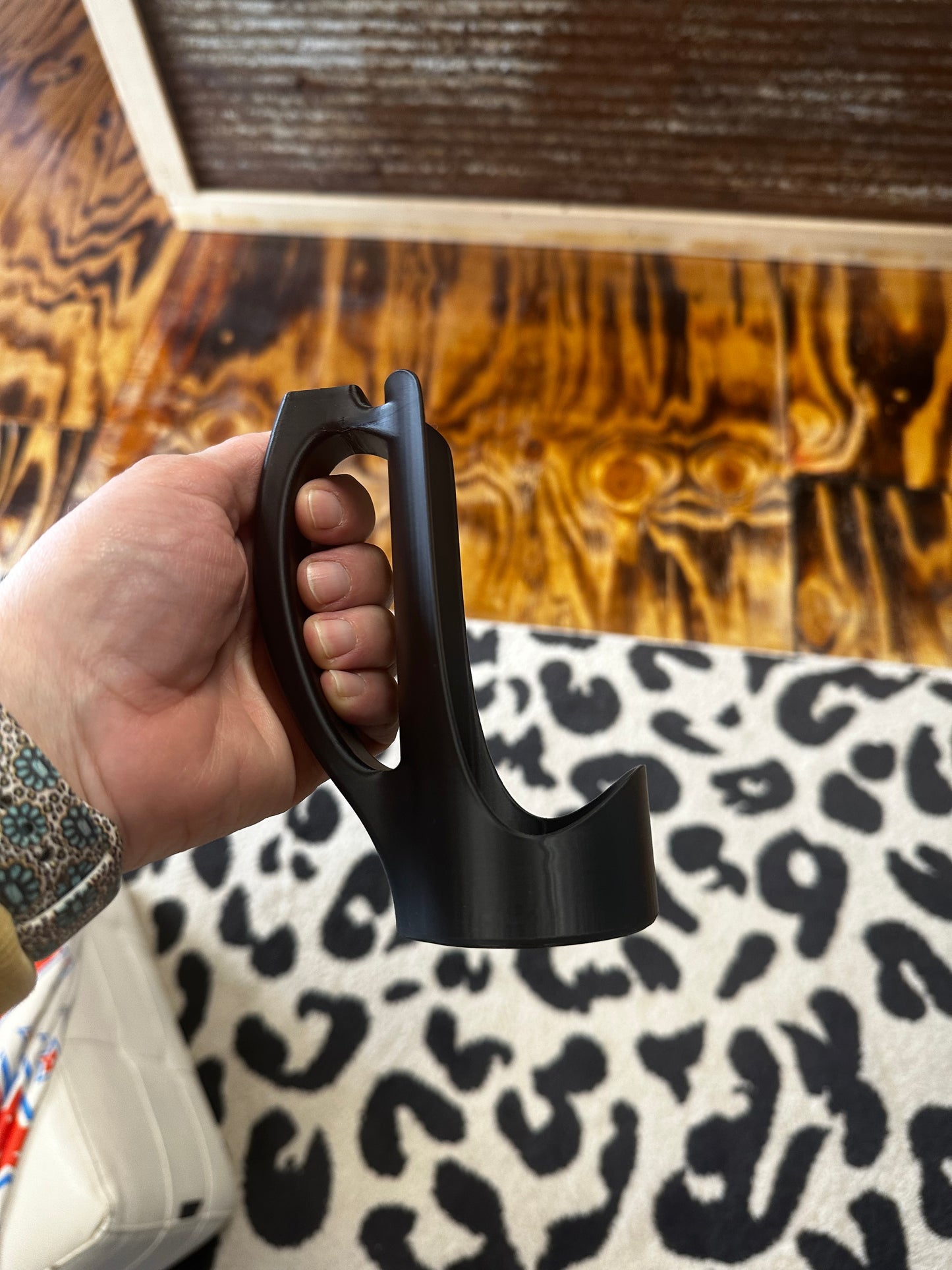 Slim Can Holder