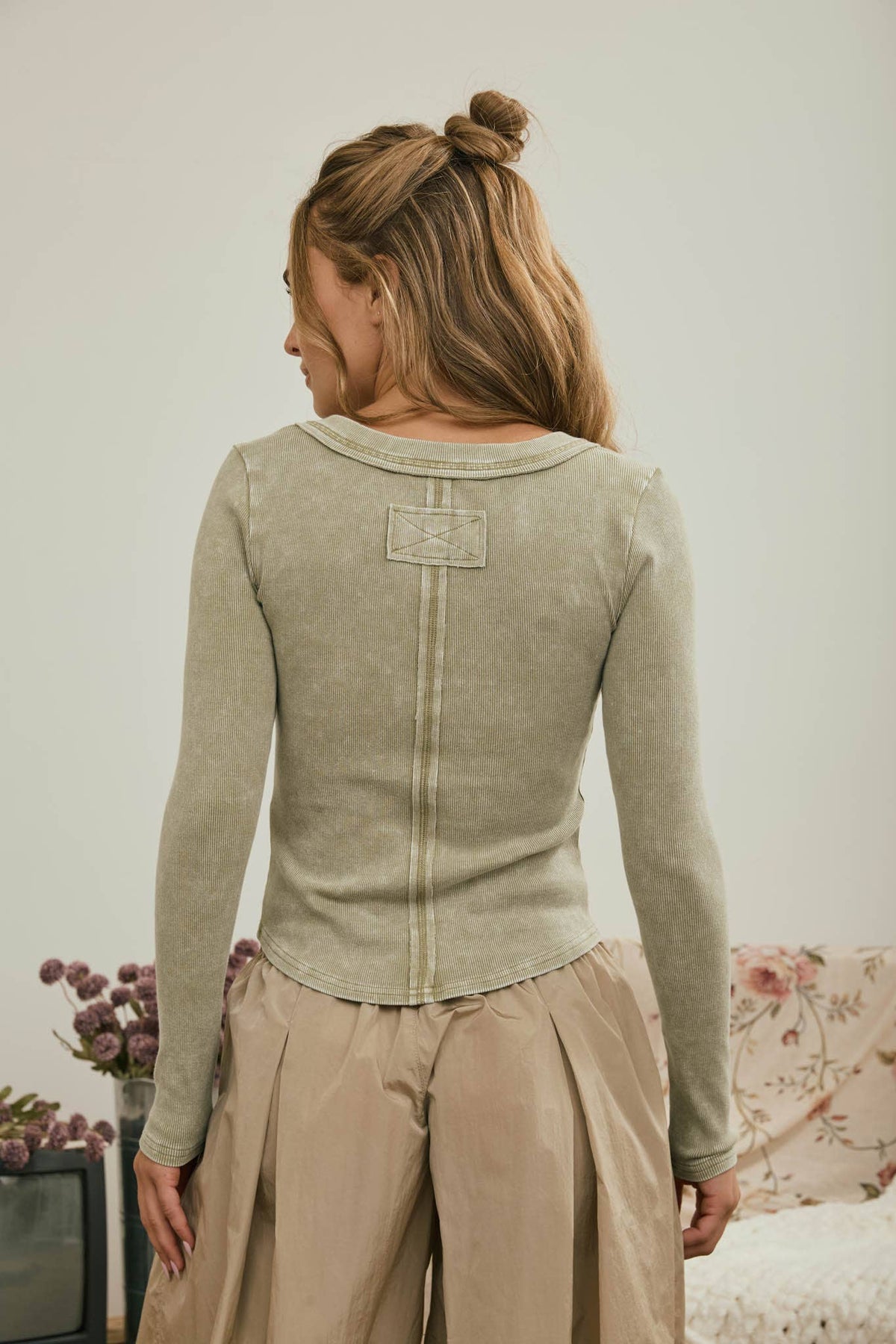 Sally Henley Shirt-LIGHT OLIVE