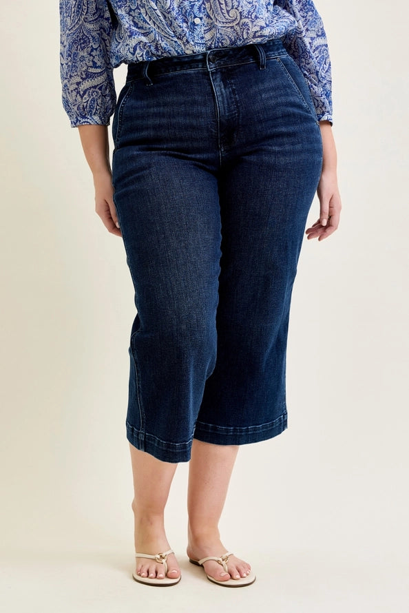 Curvy Gal JB HW Capri Trouser